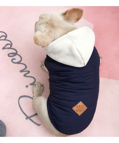 セール 犬服 ドッグウェア 中綿ダウンベスト パーカー フード付き 防寒 暖かい 小型犬 中型犬 大型犬 スウェット ペット用品 犬 ドッグ わんこ わんちゃん 大きい クララキッズ Clarah Kids Magaseek