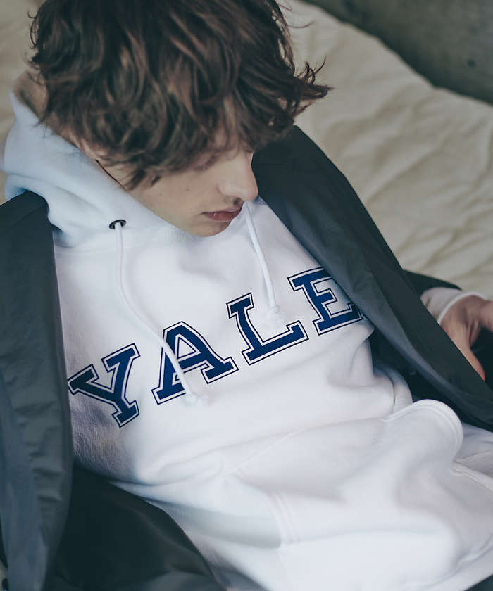 【Champion】YALE ロゴ リバースウィーブ フーデッドスウェットシャツ