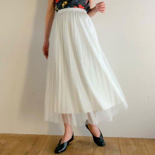 セール リバーシブルチュールスカート ふんわり レイヤード 重ね着 プリーツ ロング丈 ミモレ丈 ウエストマーク 体型カバー 透け感 ジュノア Junoah Magaseek