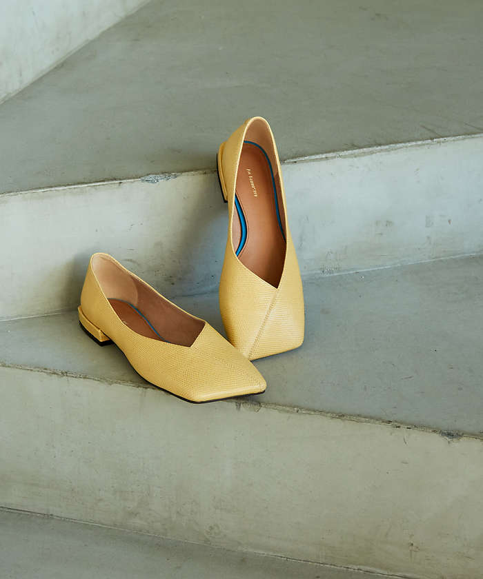 AuBANNISTER スクエアトゥフラットパンプス クリーム 36