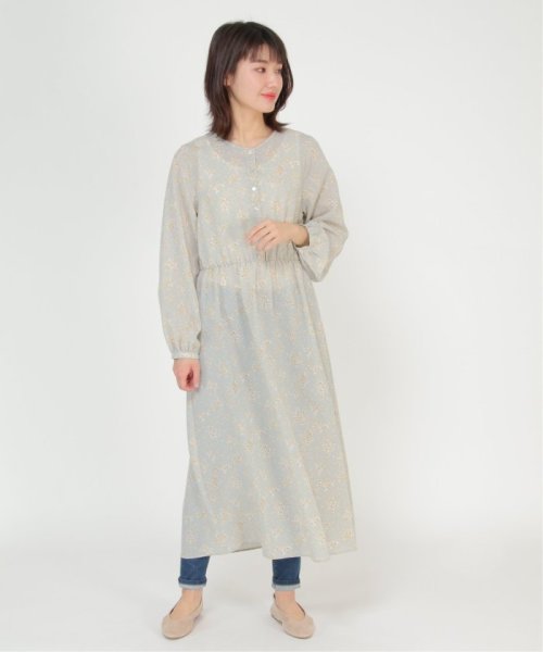イッカ Ikka 小花柄プリントワンピース Magaseek