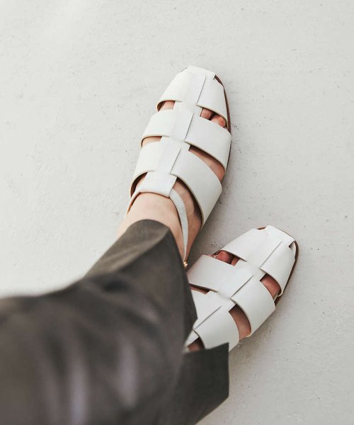 レザー グルカサンダル 予約 レディースファッション 阪急百貨店公式通販 Hankyu Fashion