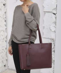 UNGRID bag(アングリッド　バッグ)/ビッグタッセル　ラージトートバッグ/WIN