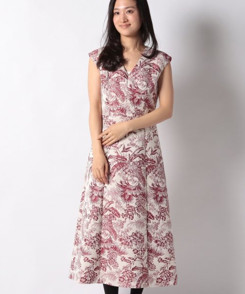 セール ボタニカルジャガードvネックワンピース アナイ Anayi Magaseek