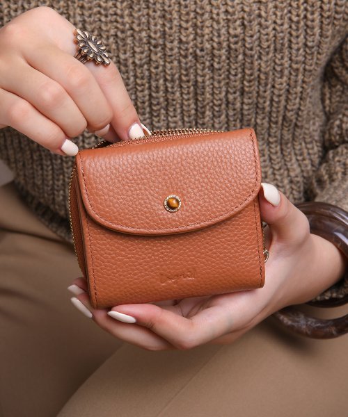 UNGRID bag(アングリッド　バッグ)/牛革天然石ブローチ　フラップ三つ折りミドル財布/CAM