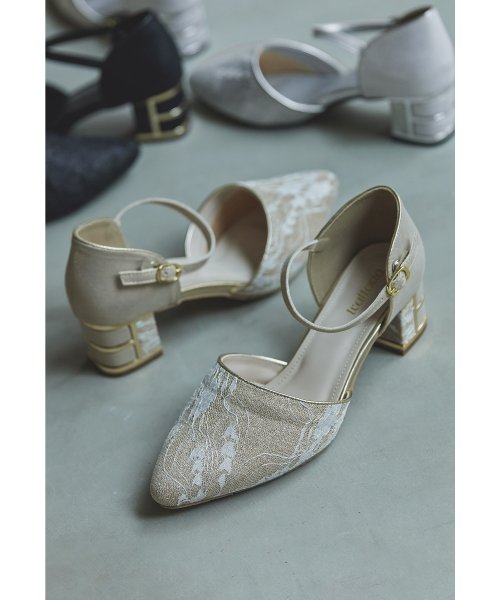 結婚式 パンプス パーティーシューズ 靴 美脚 疲れにくい 小さいサイズ 大きいサイズ チャンキーヒール ビジュー アンクルストラップ ベージュ ブラック 二 ニアナ Niana Magaseek