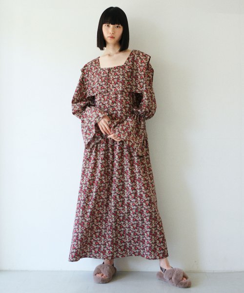 セール Alley 小花プリントセーラー衿ワンピース アリー バイ ダブルクローゼット Alley By W Closet Magaseek