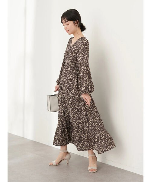 セール 花柄エンパイアワンピース アースミュージック エコロジー Earth Music Ecology Magaseek