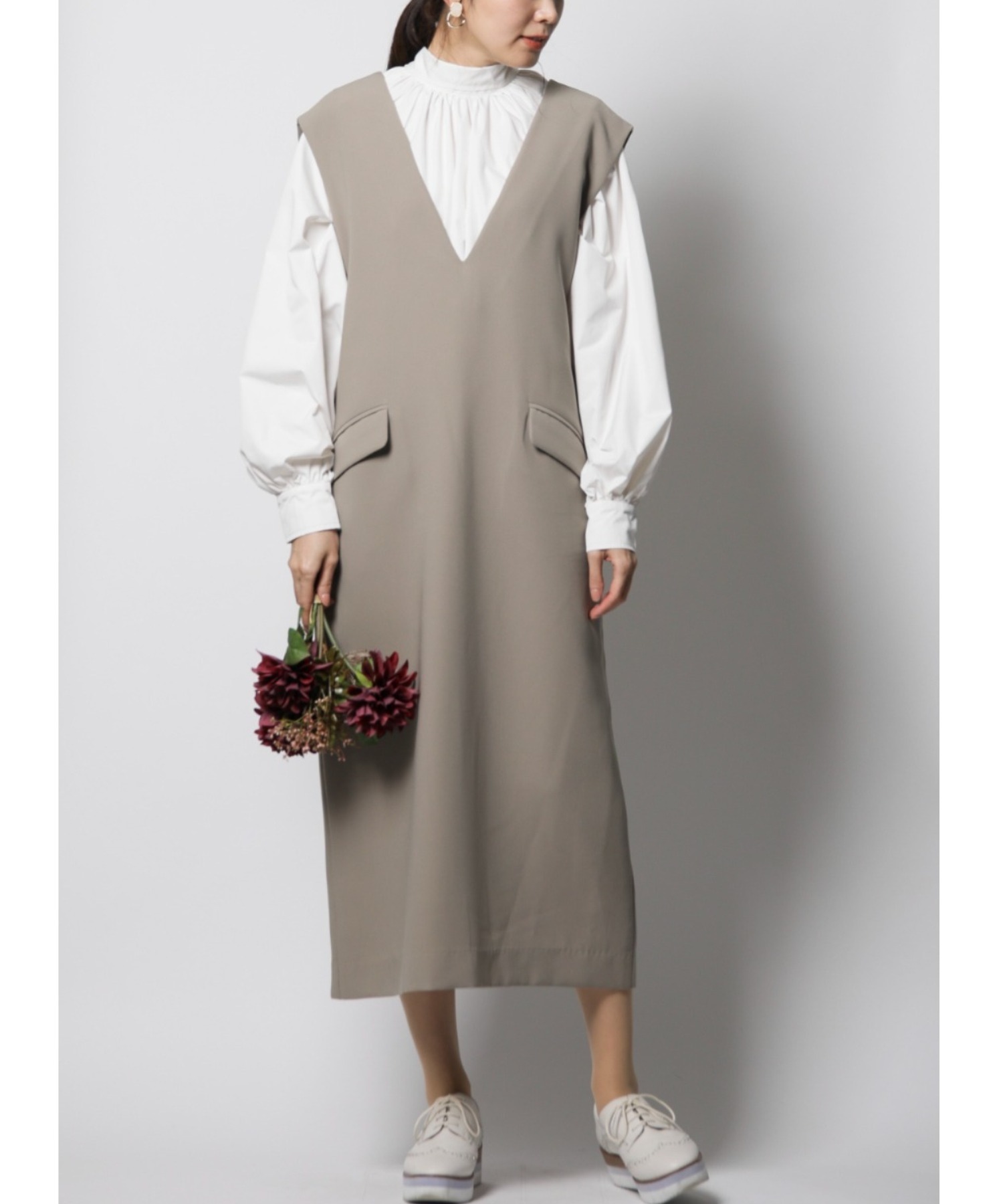 セール ａｎａｎａ ｖネックワンピース インタープラネット Interplanet Magaseek