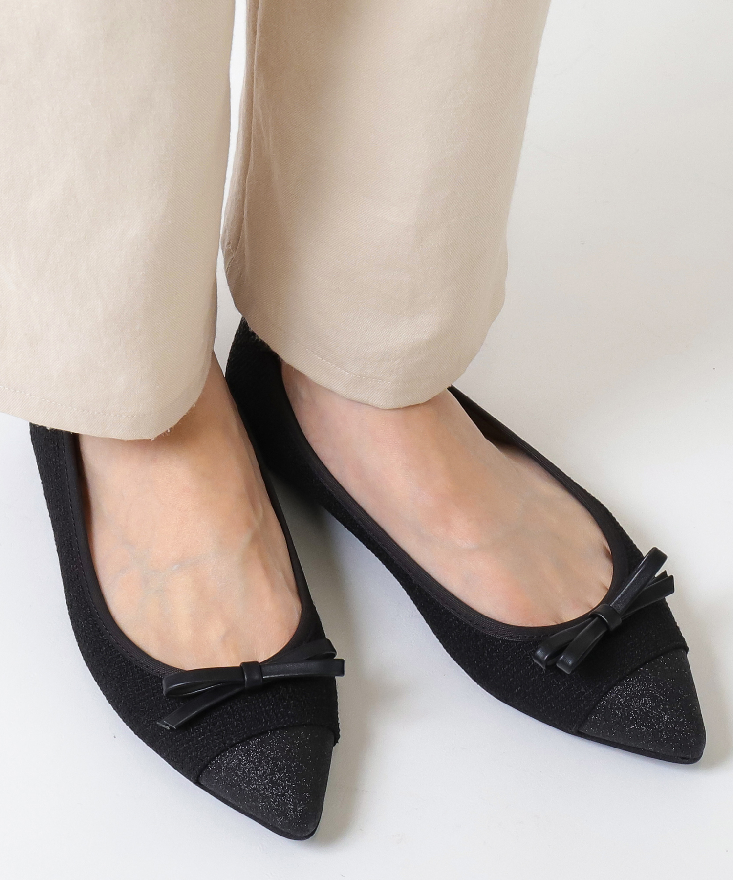 つま先グリッターリボンフラットシューズ アルテミス By ダイアナ Artemis By Diana Magaseek