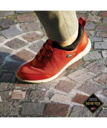 MADRAS(マドラス)/【GORE－TEX】 通勤快適 マドラスウォーク madras Walk  トラベルウォーキングにもお勧め！ 疲れない快適軽量スニーカー  MWL1004/レッド