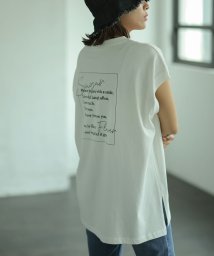 n.f.(エヌエフ)/フレンチスリーブバックプリントＴシャツ/アイボリー