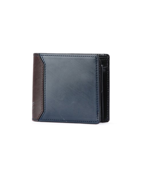 マスターピース 財布 二つ折り財布 メンズ ブライドル レザー 本革 日本製 master－piece bridle 04232 Spire Leather Company EXCELLA 表面で固まってしまうので 寒いときは特にロウが現れやすくなります 普通は使っているうちに自然に摩擦で取れたり 摩擦熱で溶けてまた染み込んで見えなくなっていきますが 気になる場合は柔らかい布やブラシで拭き取ってください また植物タンニンなど自然のものだけで製造しているため水濡れには注意してください 水を吸い込みやすくシミができてしまう可能性があります クリーム等のケア用品はブライドルレザー用の物をご使用ください