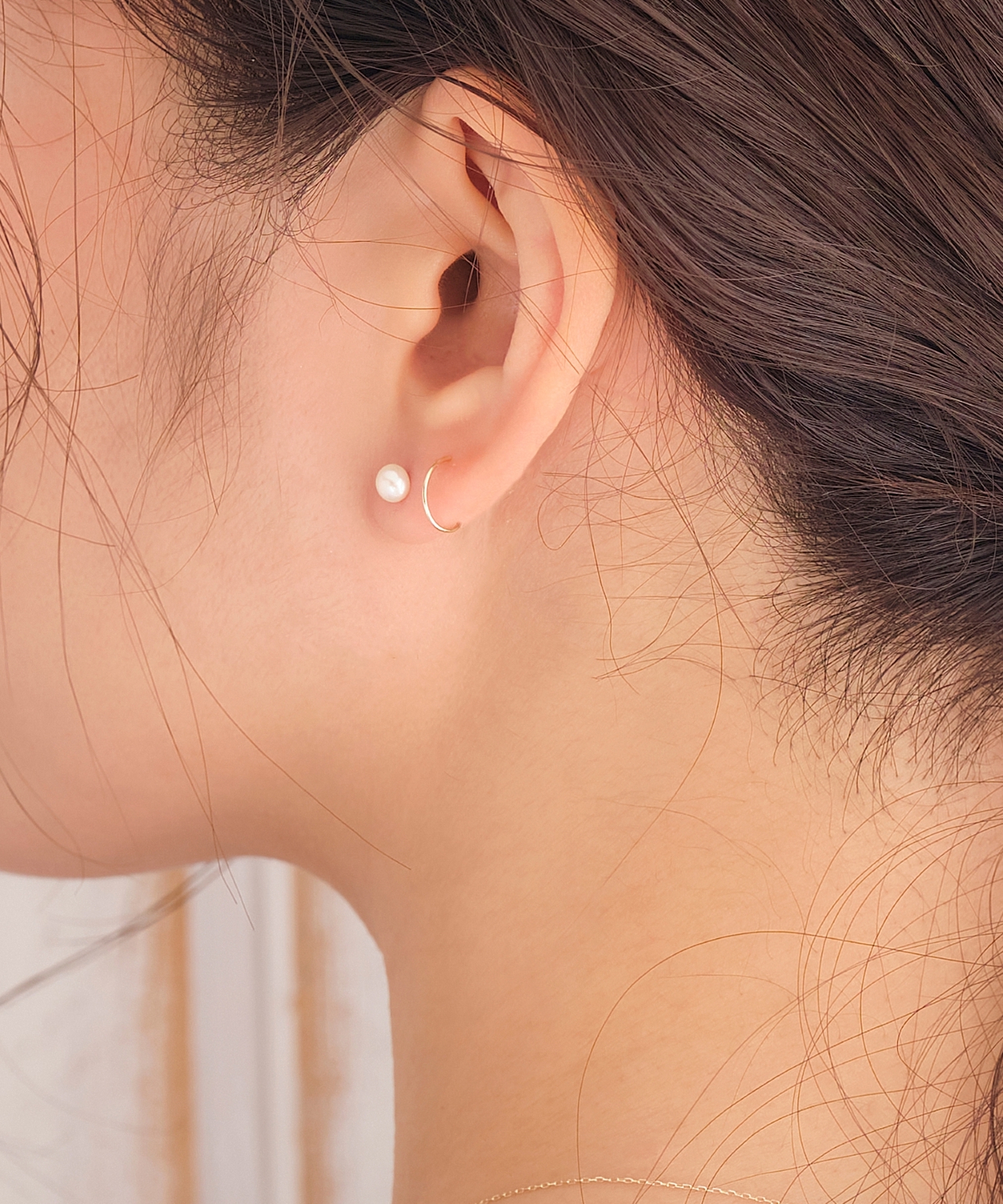 セール】【K10】パーティクルダブルループピアス(504530106