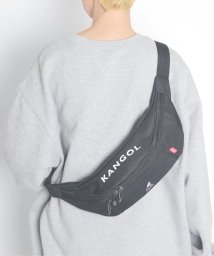 MAISON mou(メゾンムー)/【KANGOL/カンゴール】BODY BAG SOLID LOGO/ロゴボディーバッグ/ホワイト
