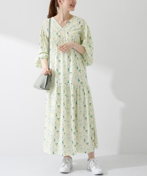 セール アーバンリサーチサニーレーベル Urban Research Sonny Label ペイントフラワープリントワンピース Magaseek