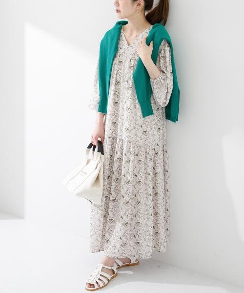 セール アーバンリサーチサニーレーベル Urban Research Sonny Label ペイントフラワープリントワンピース Magaseek