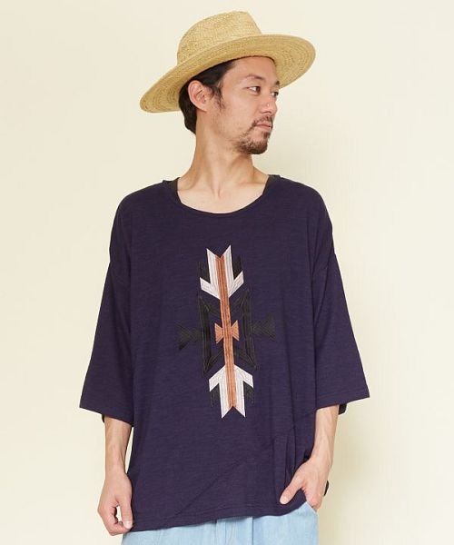 チャイハネ オルテガ柄刺繍メンズtシャツ Cot 2103 チャイハネ Cayhane Magaseek チャイハネ オルテガ柄刺繍メンズtシャツ Cot 2103 チャイハネ Cayhane Magaseek