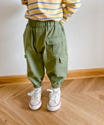 aimoha(aimoha（アイモハ）)/【aimoha－KIDS－】【新作】 韓国子供服 ビッグポケット裾絞りカーゴパンツ キッズ/カーキ