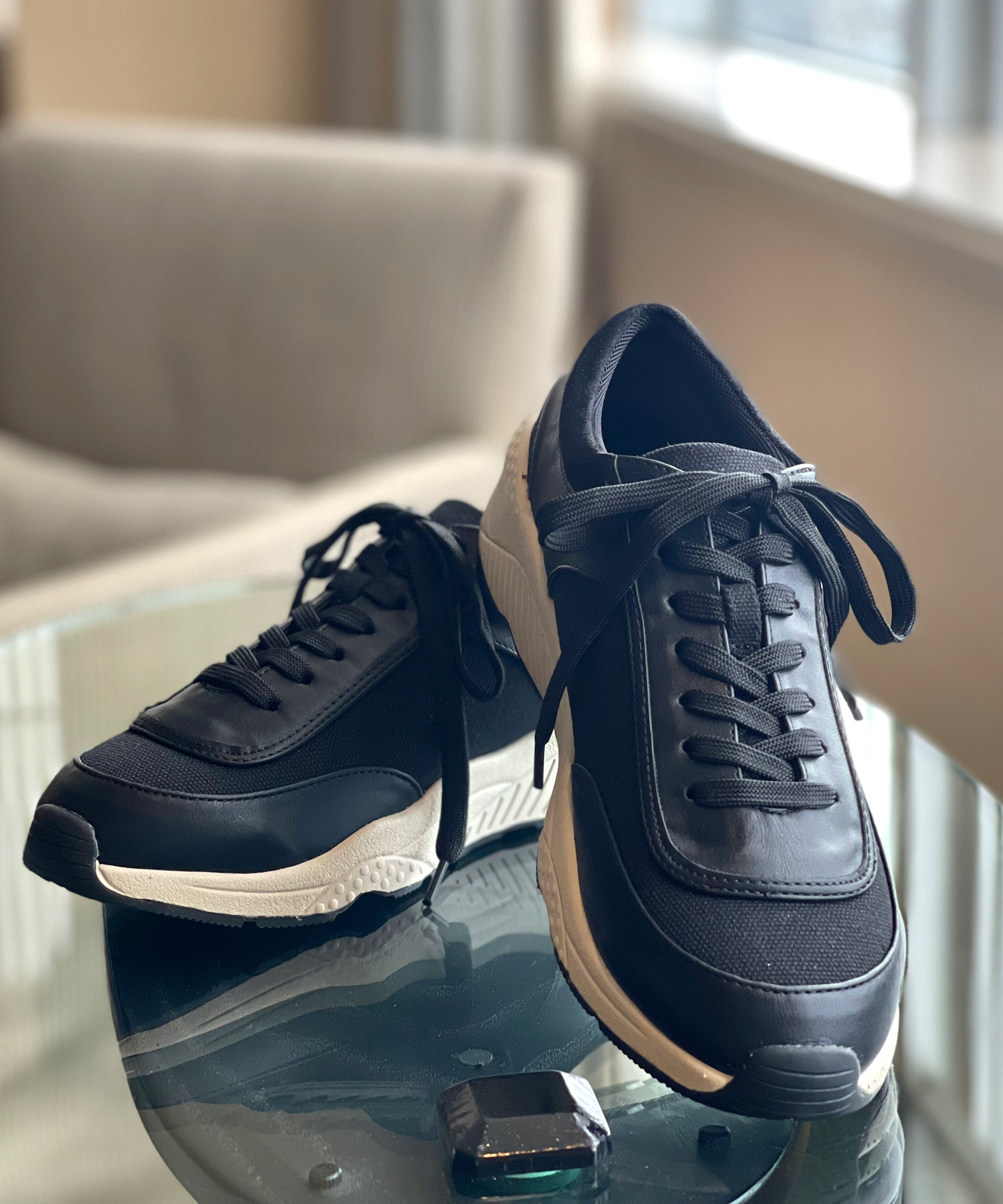 厚底スニーカー 低反発スポンジ入り フィン Fin Magaseek