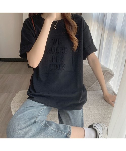 エンボス加工ロゴtシャツ 韓国ファッション ジュノア Junoah Magaseek