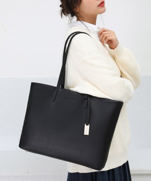 MERCURYDUO（BAG）(マーキュリーデュオ（バッグ）)/レニス　チャーム付きシンプルトートバッグ/BLK