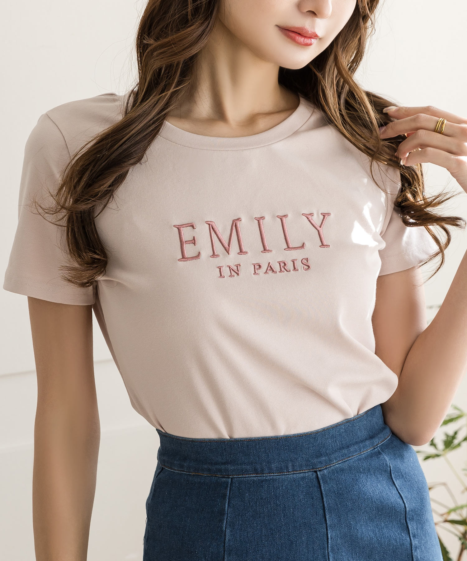 EMILY刺繍ロゴデザインTシャツ/22044