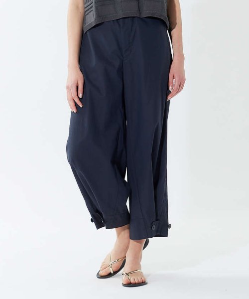 ダンプイージーワイドパンツ モデル：H167 B79 W58 H85