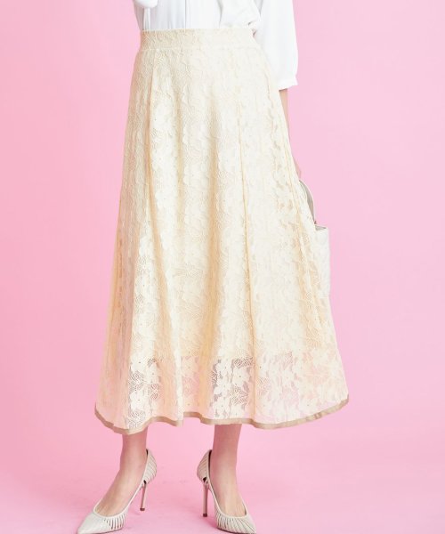 tocco closet(トッコクローゼット)/裾配色ライン入りフラワーレースマーメイドスカート/Off-white