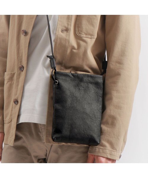 SLOW(スロウ)/スロウ ショルダーバッグ SLOW embossing leather shoulder bag S 縦型 斜めがけ 栃木レザー 日本製 300S136J/ブラック