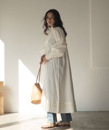 marjour(マージュール)/EMBROIDERY COTTON ONEPIECE/オフホワイト