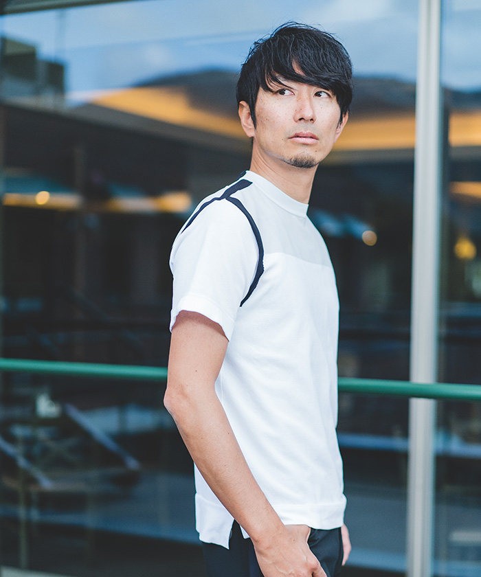 ニットTシャツ