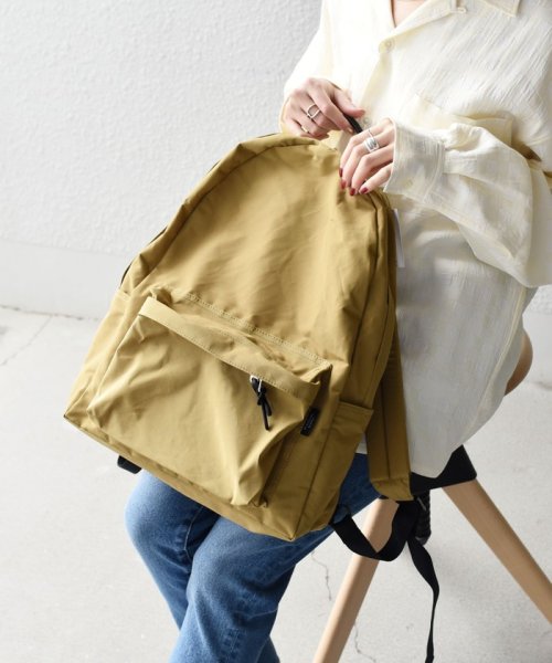 SHIPS WOMEN(シップス　ウィメン)/STANDARD SUPPLY:SIMPLICITY / DAILY DAYPACK（17L）◇/ベージュ