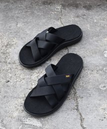 SHIPS any MEN(シップス　エニィ　メン)/TEVA: VOYA SLIDE / ボヤ スライド スポーツ サンダル 2023◇/ブラック