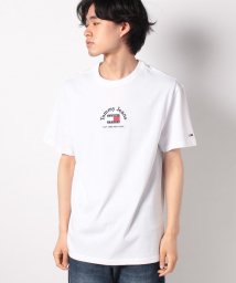 TOMMY JEANS(トミージーンズ)/バッジロゴTシャツ/ホワイト