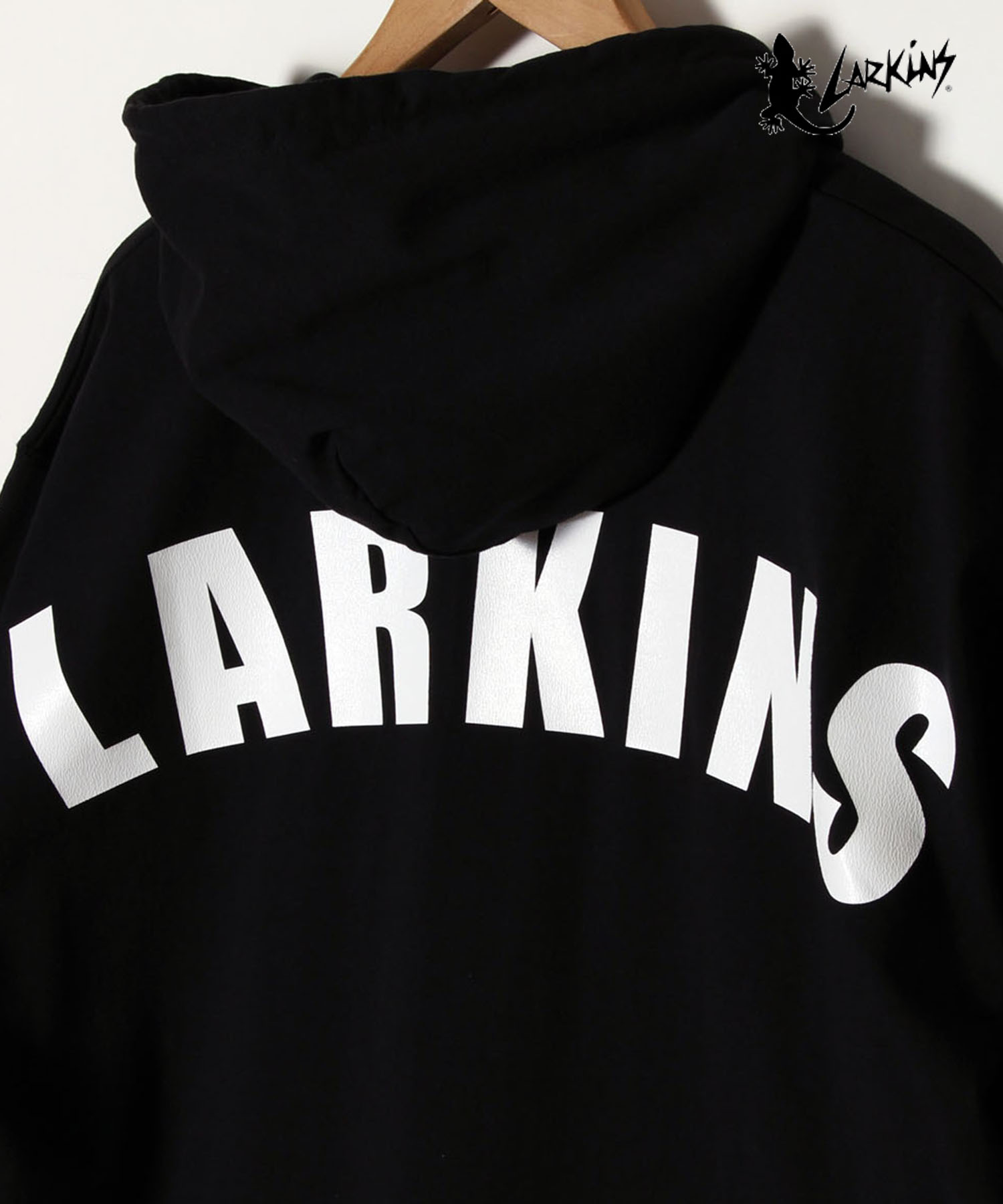 最高のショッピング Larkins(USA)グラフィックスウェットパーカ パーカー