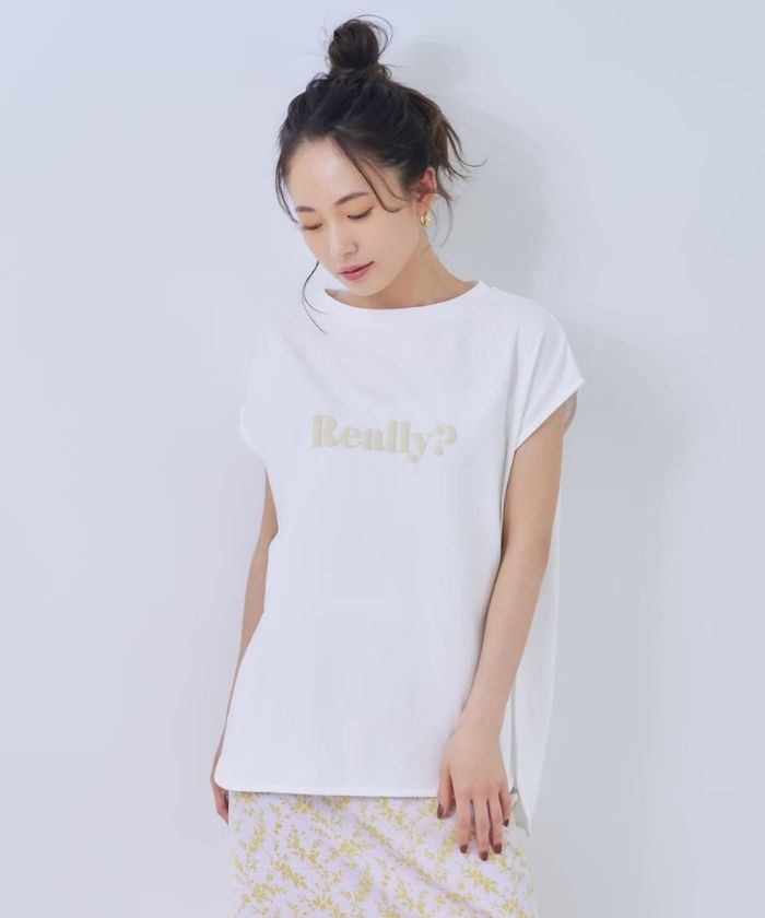 【CherieMona】パターンロゴスリットTシャツ