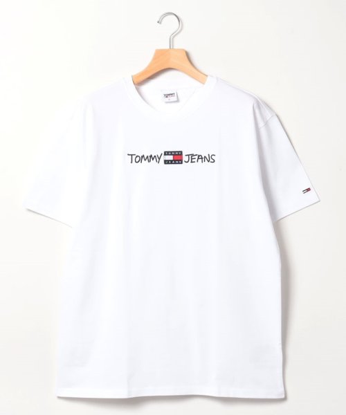 TOMMY JEANS(トミージーンズ)/バッジロゴTシャツ/ホワイト