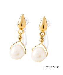 cream dot(クリームドット)/パールor多面カットのハンドメイド風ピアス/イヤリング/ホワイト