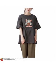 MAC HOUSE(women)(マックハウス（レディース）)/Tom and Jerry サガラ刺繍Tシャツ 2283－7742/チャコール
