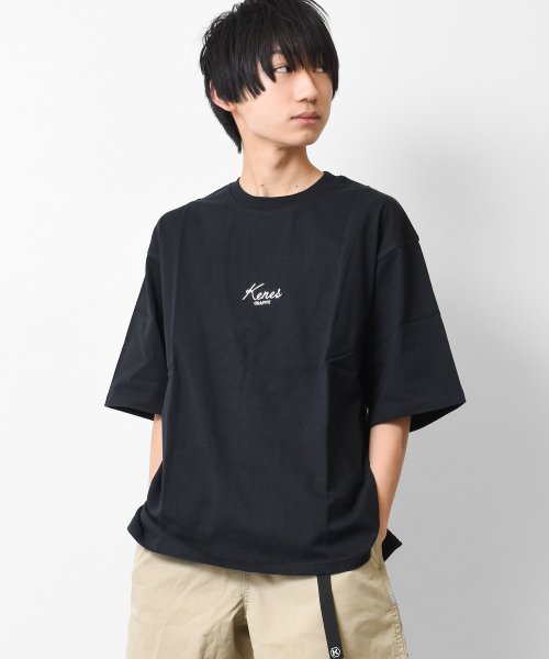 KENES GRAFFITI(ケネスグラフィティ)/ロゴ刺繍Tシャツ/ブラック