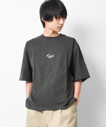 KENES GRAFFITI(ケネスグラフィティ)/ロゴ刺繍Tシャツ/チャコールグレー