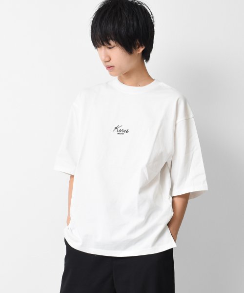KENES GRAFFITI(ケネスグラフィティ)/ロゴ刺繍Tシャツ/オフホワイト