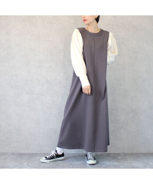 セール 異素材のボリューム感のある袖が特徴的なゆったりシルエットのワンピース エマ Emma Magaseek