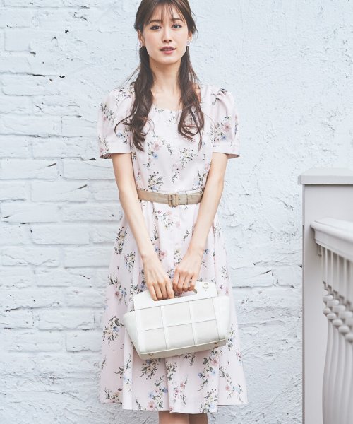 美人百花6月号掲載 Floret プリントワンピース レッセ パッセ Laisse Passe Magaseek 美人百花6月号掲載 Floret プリントワンピース レッセ パッセ Laisse Passe Magaseek