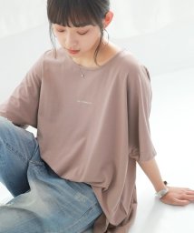 osharewalker(オシャレウォーカー)/『ワンポイントロゴプリントTシャツ』/ピンクベージュ