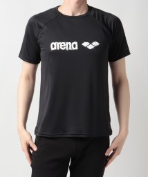 arena (アリーナ)/【水陸両用 UNDER THE SUN】アリーナロゴTシャツ（UV/吸汗速乾/ストレッチ）【アウトレット】/ブラックホワイト