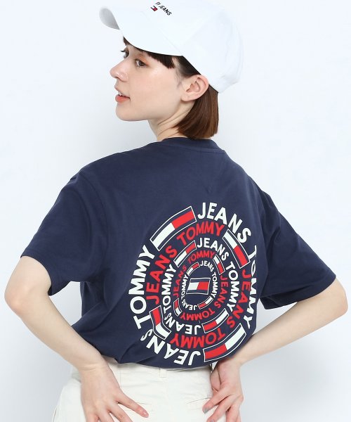 TOMMY JEANS(トミージーンズ)/サーキュラーロゴグラフィックTシャツ/ネイビー 