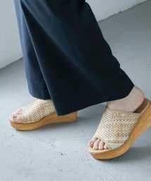 Fashion Letter(ファッションレター)/[S－LL] メッシュ風デザインで履くだけで抜け感。 日本製コンフォートサンダル 美脚 ウェッジソール ミュール サンダル レディース 歩きやすい 軽量 旅行 /ベージュ