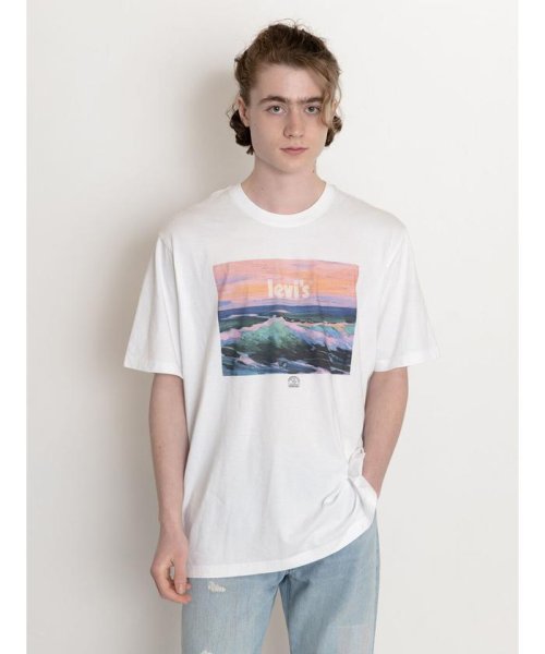 Levi's(リーバイス)/リラックスフィット Tシャツ POSTER WAVES WHITE/NEUTRALS